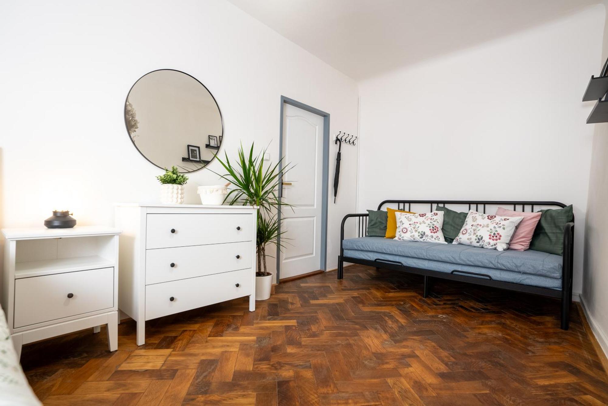 White Wolf House Hostel & Apartments Praga Esterno foto